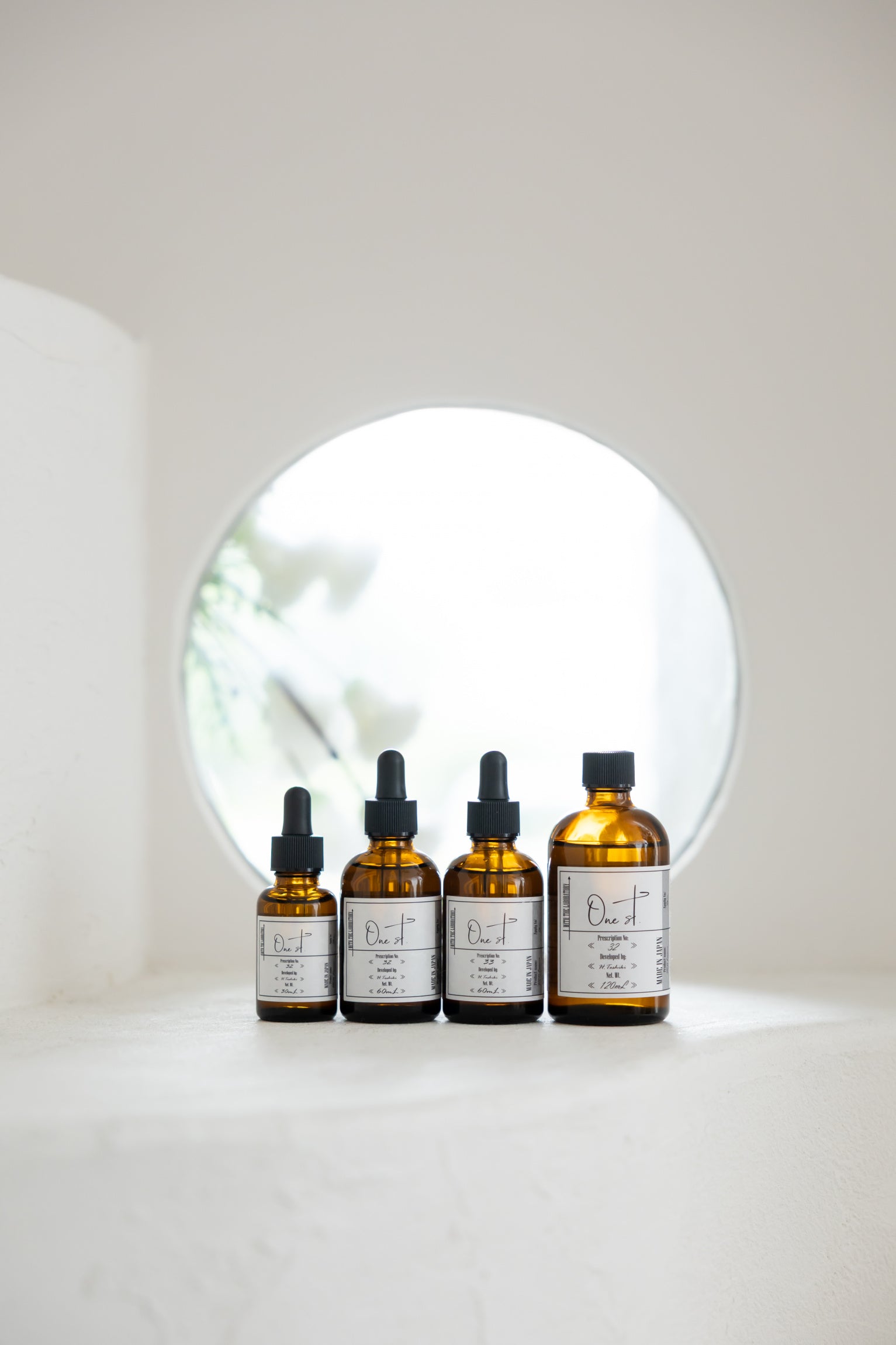 HCN ESSENCE – One st. 公式サイト