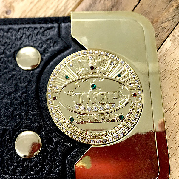 新日本プロレス 4代目IWGPヘビー級王座 レプリカベルト 50周年記念