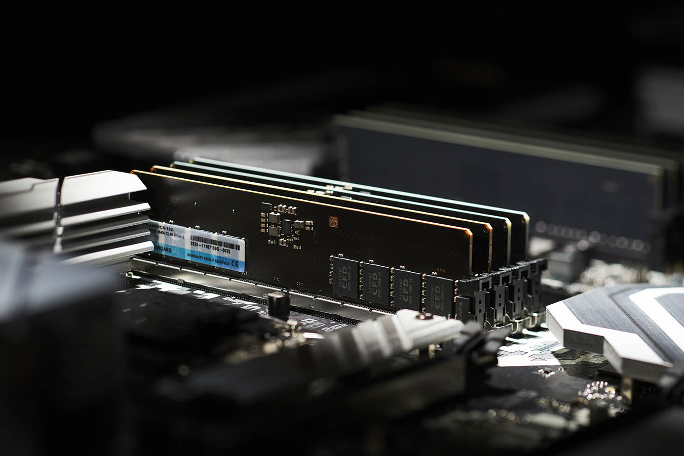 W5U5600CS-16G | CFD Standard DDR5-5600 デスクトップ用メモリ 2枚組