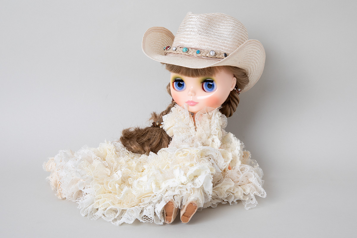 世界にひとつだけのブライス」チャリティーオークション帽子通販