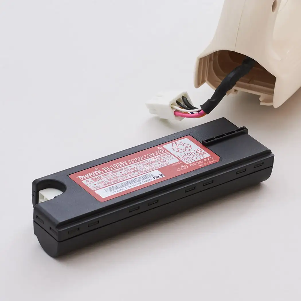 通販生活®マキタクリーナー用充電池｜【公式】カタログハウスの通販サイト