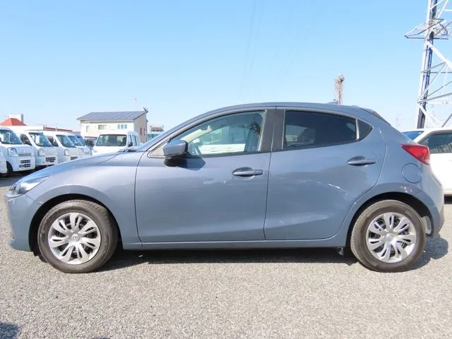 マツダ MAZDA2 15S スマートエディション（107.8万円）の中古
