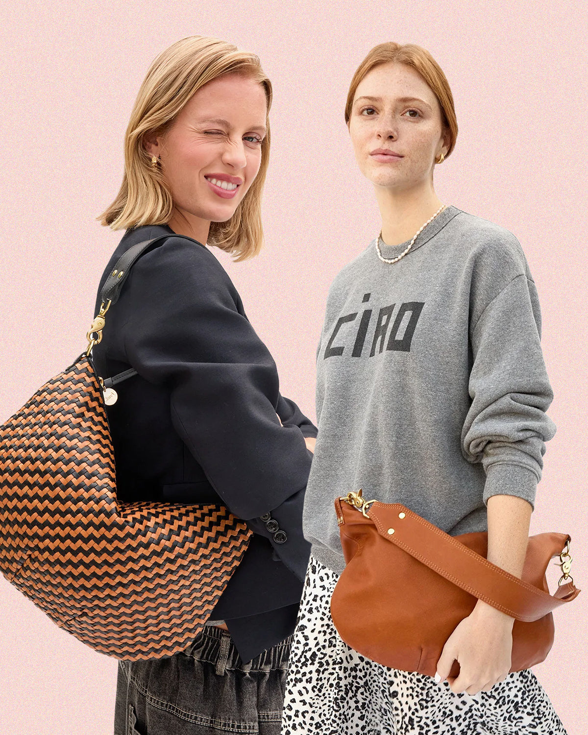 Moyen Messenger – Clare V.