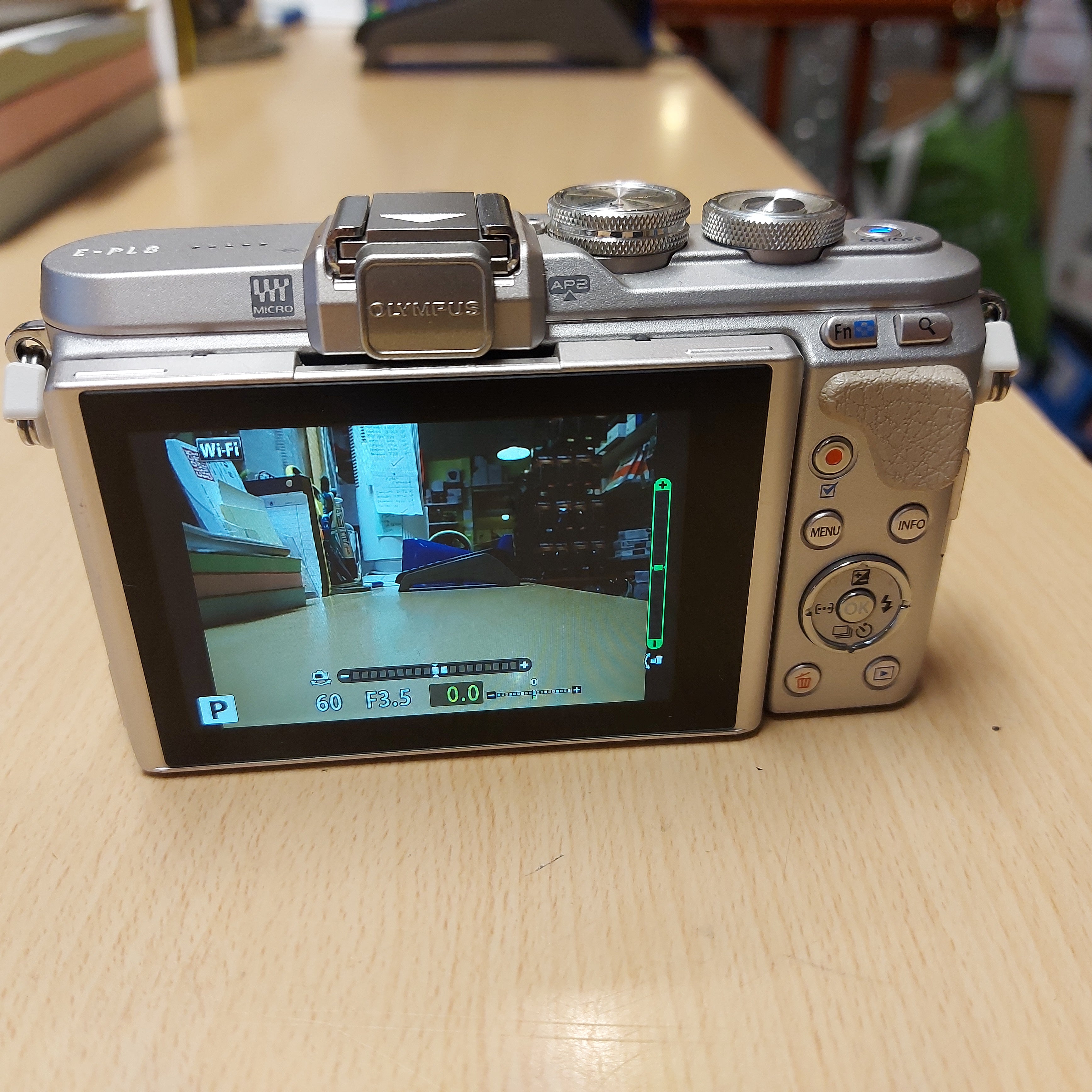 Olympus PEN E-PL8 + 14-42 EZ – Clock Tower Cameras