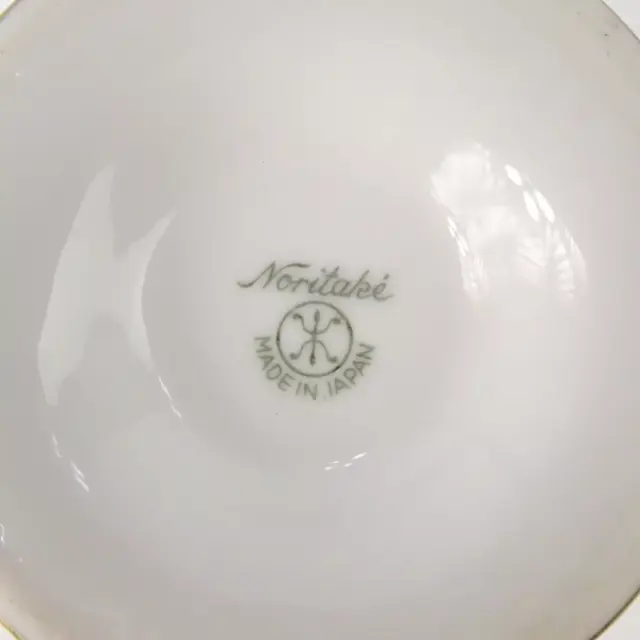 オールドノリタケ 白地にブルー 金彩が美しいポット マルキ印 アンティーク