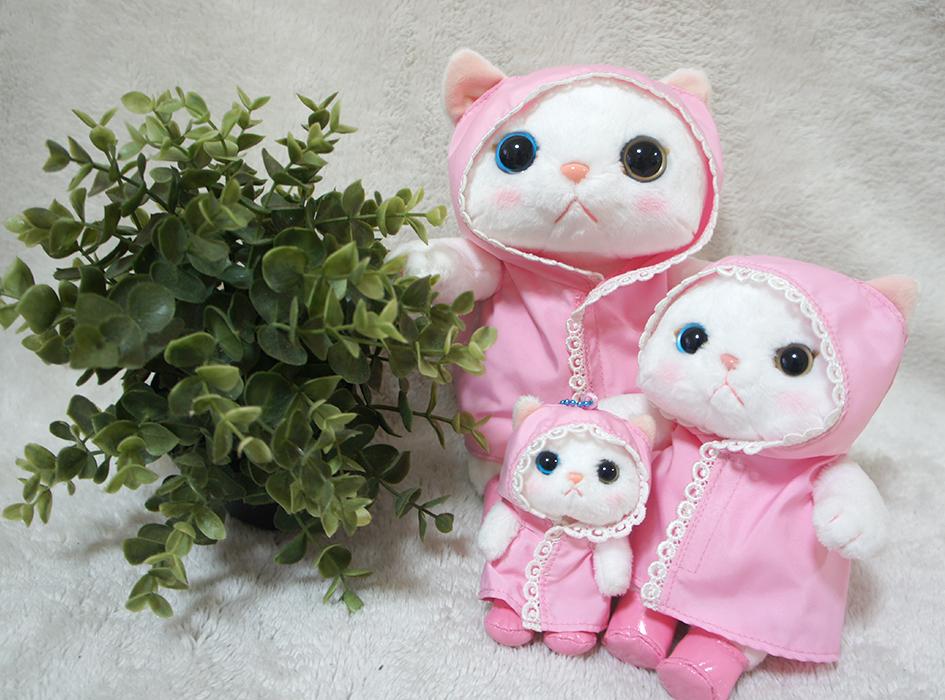 猫のぬいぐるみ 雨ふりピンク｜猫グッズ・猫雑貨のchoo choo本舗