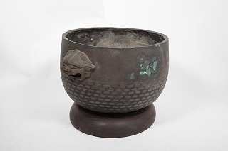 宣徳火鉢[セントクヒバチ] | 岩倉市