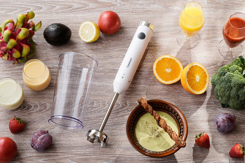スリム＆ライト マルチハンドブレンダー HB-204WJ｜スリムで軽く、圧倒
