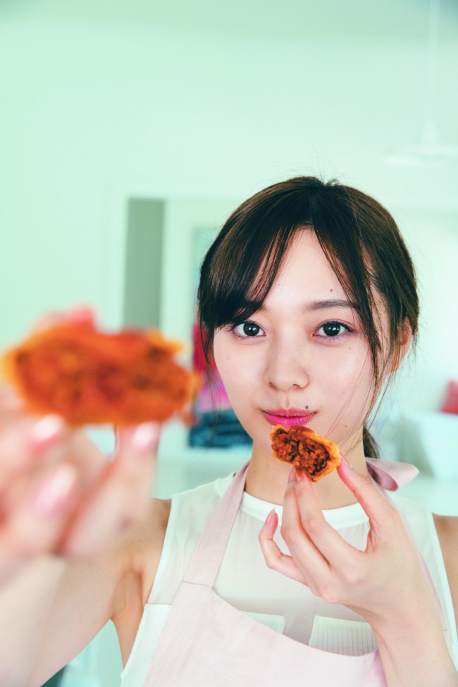 乃木坂46・梅澤美波1st写真集、発売前の重版決定 「一番楽しみにしてい