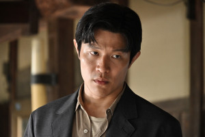 写真総点数545枚！ 綾野剛の肖像作品集発売 写真家・操上和美が撮影