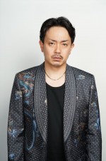 坂口健太郎主演・7月期ドラマ『CODE』三浦貴大、鈴木浩介、臼田あさ美