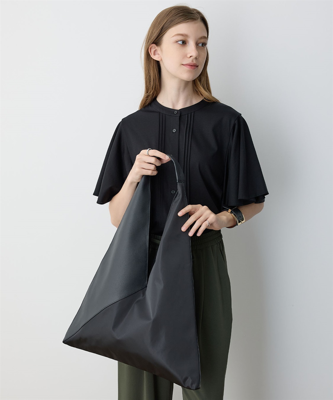 トライアングルトートBAG LE SOUK HOLIDAY｜クロスプラス公式通販サイト