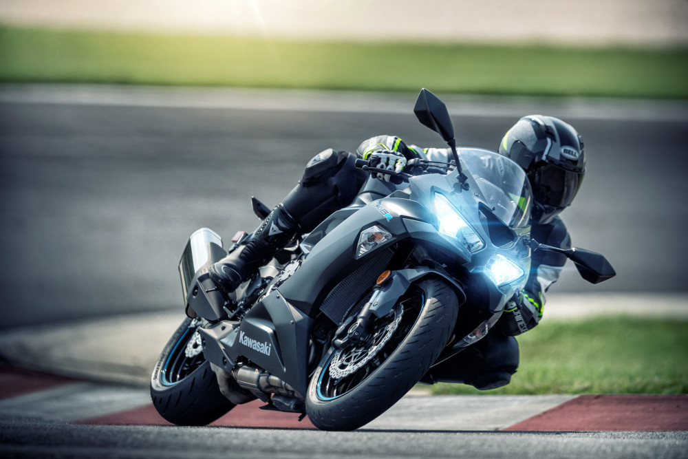 2019 Kawasaki Ninja ZX-6R First Look