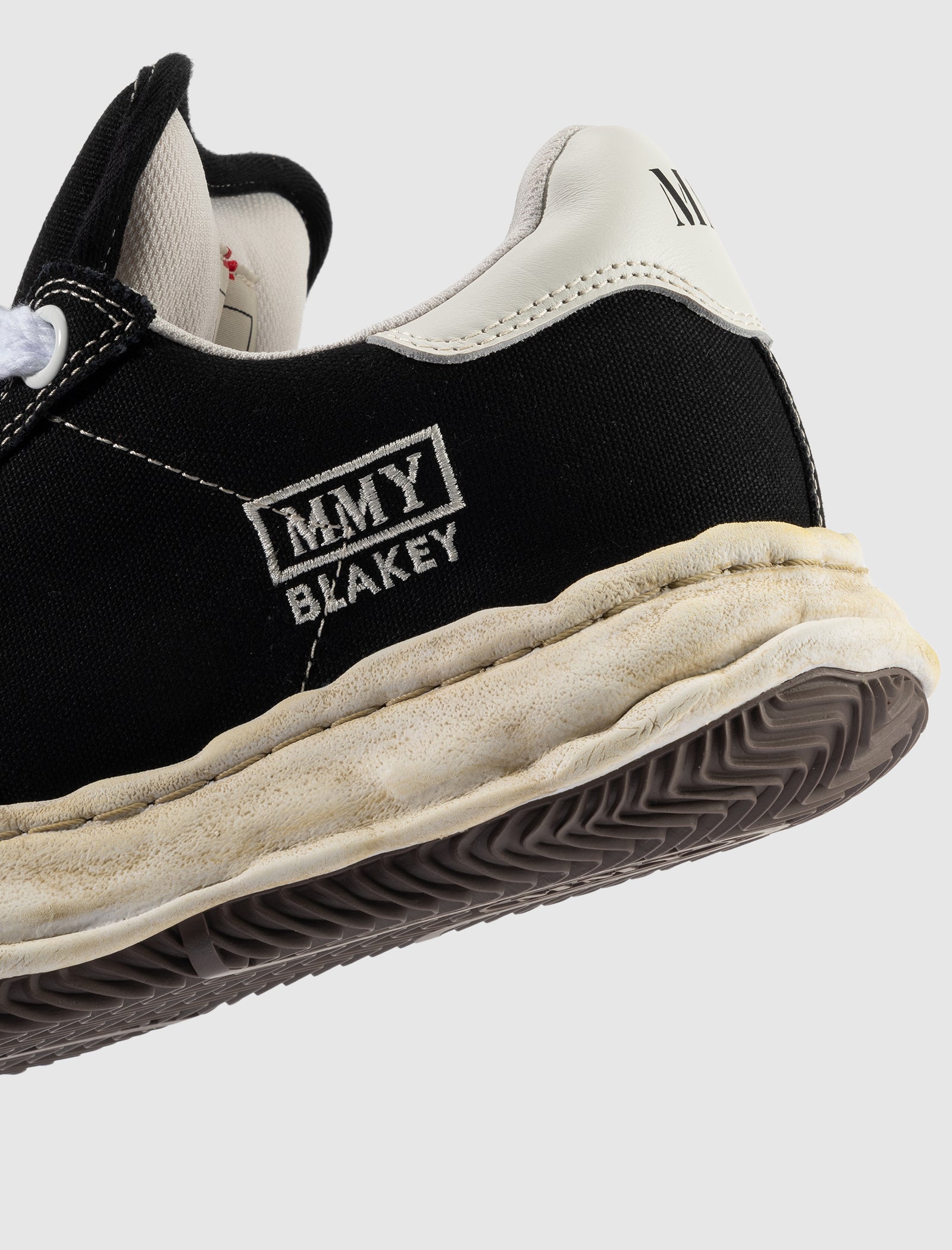 MAISON MIHARA YASUHIRO BLAKEY LOW SNEAKERS