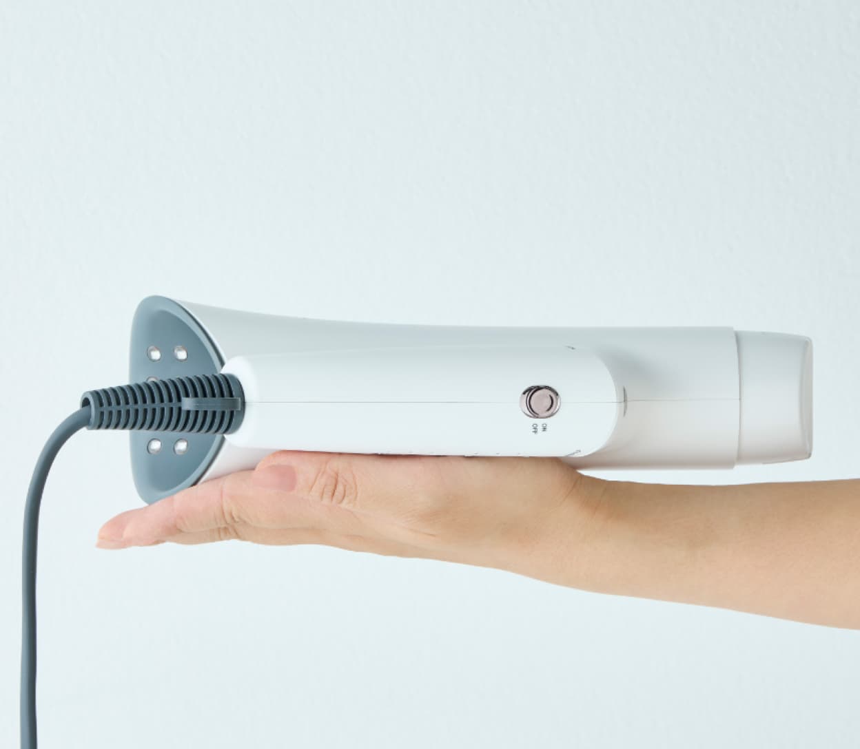 サテニーク™ スカルプ&ヘアドライヤー | amwaylive