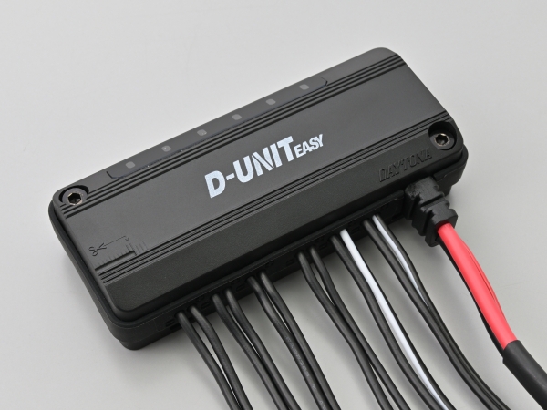 アクセサリー電源ユニット D-UNIT EASY - DAYTONA | アンバーピース