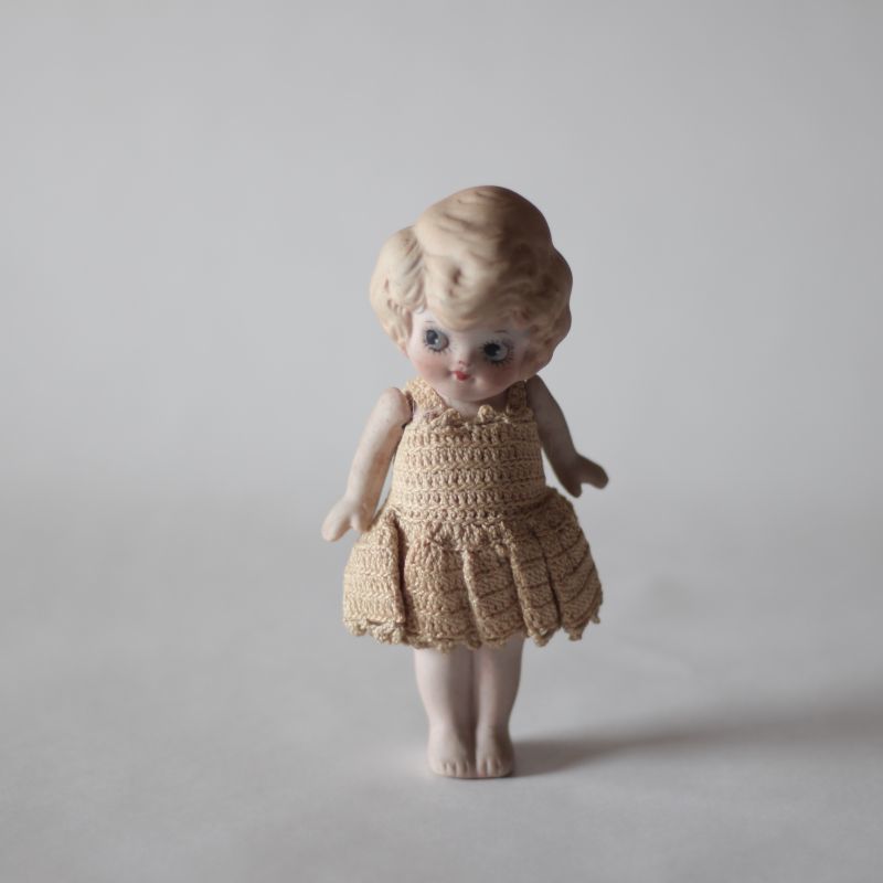 グーグリーアイの女の子/Antique Doll/お人形-ミニョネット/ビスク