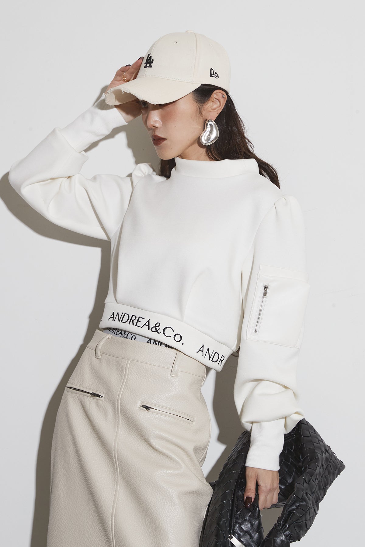 LOGO MA-1 PULLOVER – ANDREA&Co.