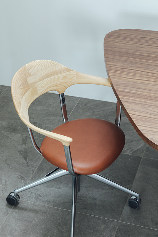 FOUR CHAIR SILVER FRAME（フォー チェア（シルバーフレーム）） - ACTUS