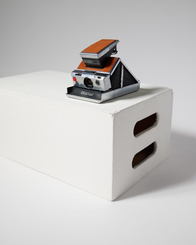VC065 Polaroid SX-70 Land Camera Prop Rental - ACME Brooklyn