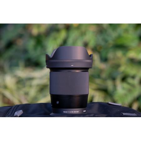Sigma 16mm f/1.4 DC DN Contemporary Lens for Nikon Z 402973 - Adorama