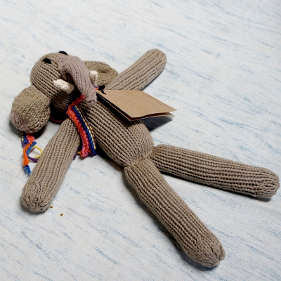 ケナナニッターズKENANA 編みぐるみニット【アフリカンスクエアー】