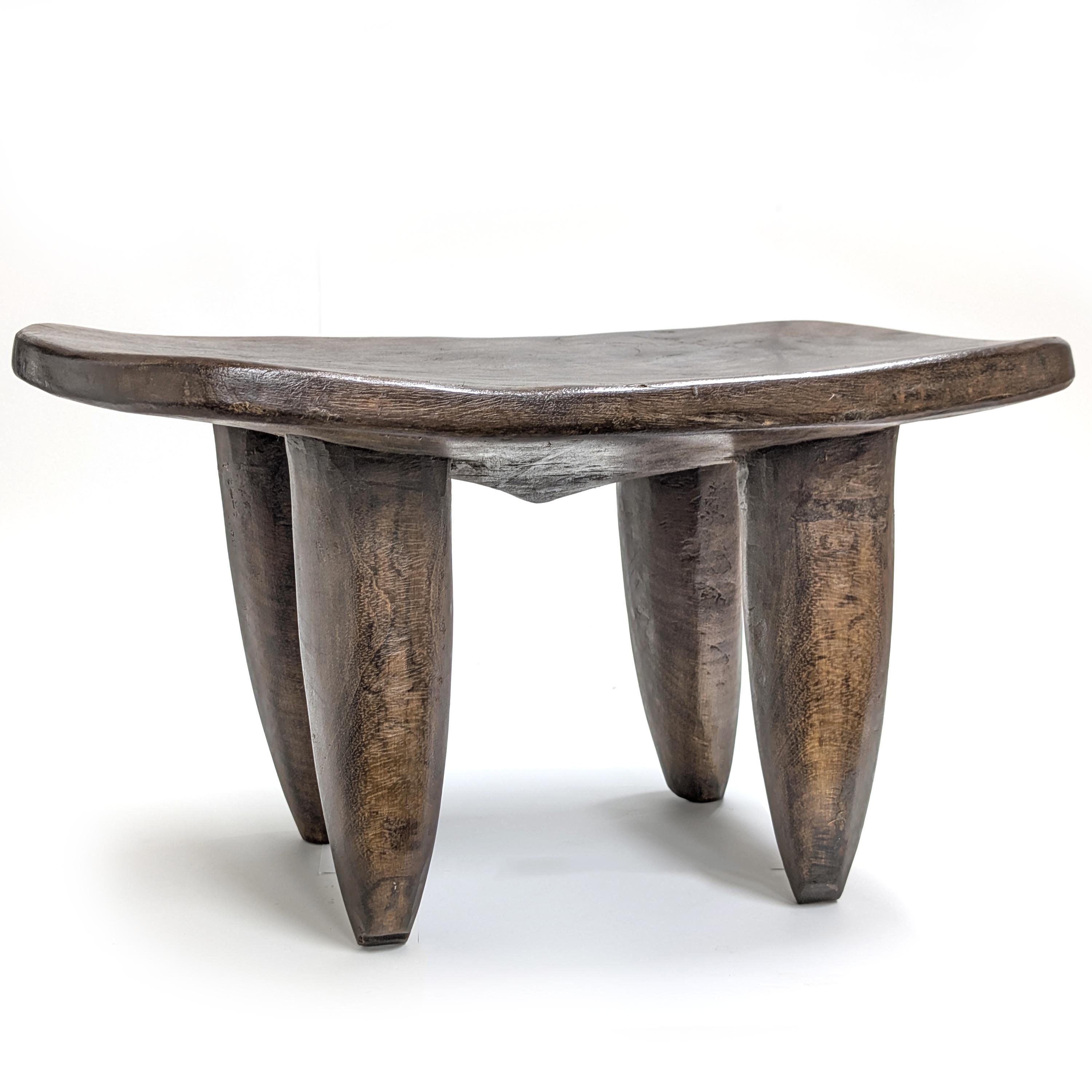 セヌフォ族巨大腰掛 座面59×36cm アフリカのテーブル 家具 （r211-21