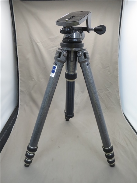 GITZO ジッツオ カメラ三脚 4段 雲台付 G226 G1270買取致しました|愛品