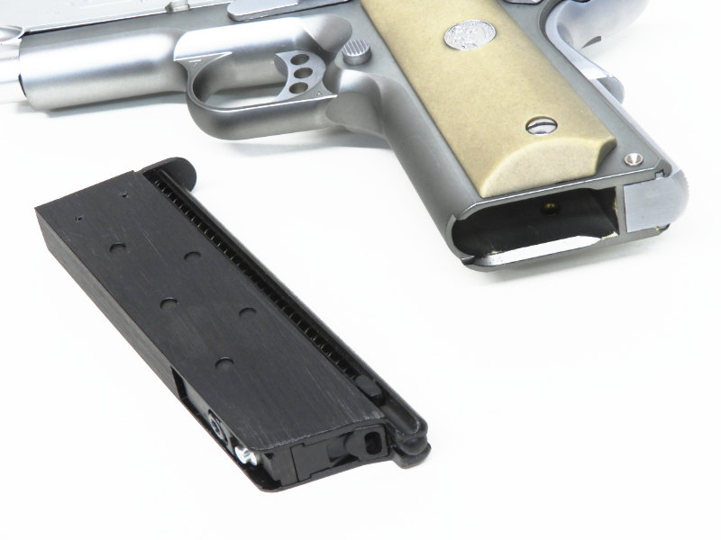 COLT DEFENDER SERIES 90 mgc 新日本模型アイボリー