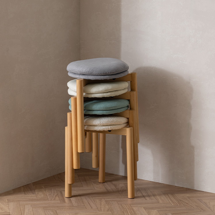 北欧デザインのクッションスツール Mellow(メロウ)ファブリックタイプ