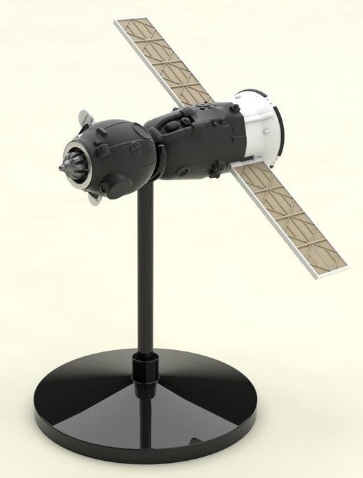 世界最多打ち上げのロケットを精密再現 ソユーズロケット＆搬送列車が1