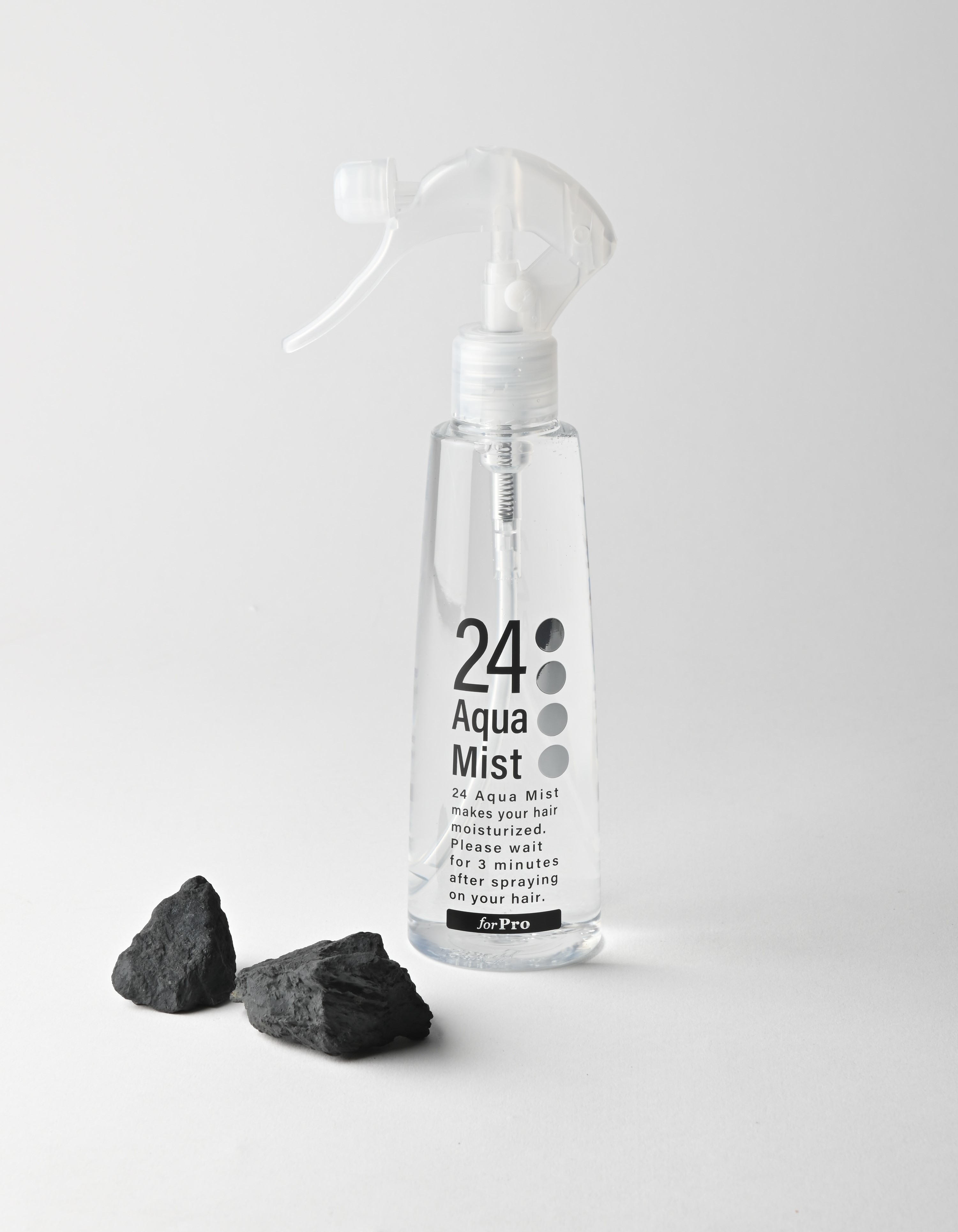 医学博士と毛髪診断士が開発、 水とケイ素のヘアケア「24アクアミスト