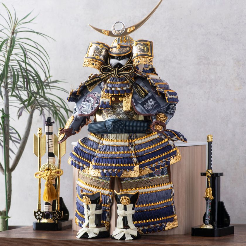 50cmのスペースで飾れる スタイリッシュな六角鎧が誕生。 ～初節句に