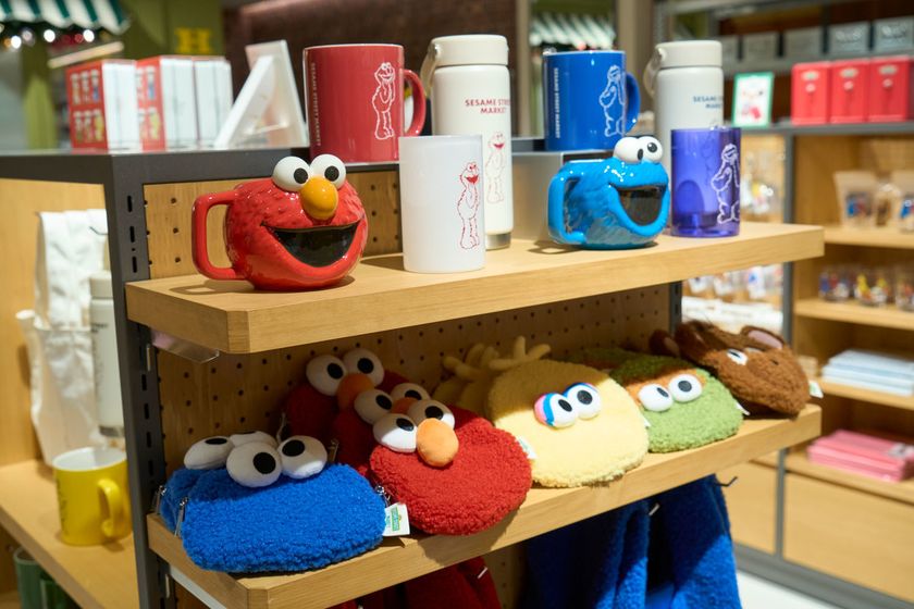 世界で唯一の物販・カフェ・ワークショップが複合した セサミ