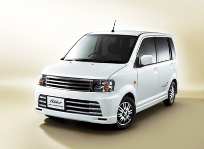 2007年発売 オッティ ライダー10thアニバーサリー | クルマのあゆみ