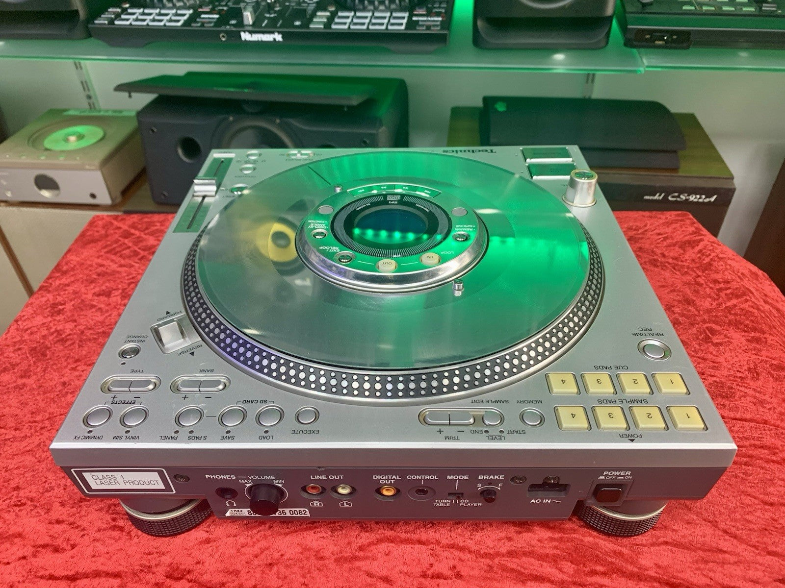 TECHNICS SL DZ1200 CDJ Stereo Compact Disc Player Vintage 2004