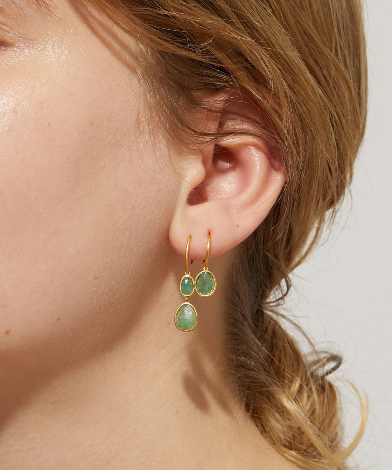 eden] one of a kind emerald pebble single pierced earring｜ARTIDA