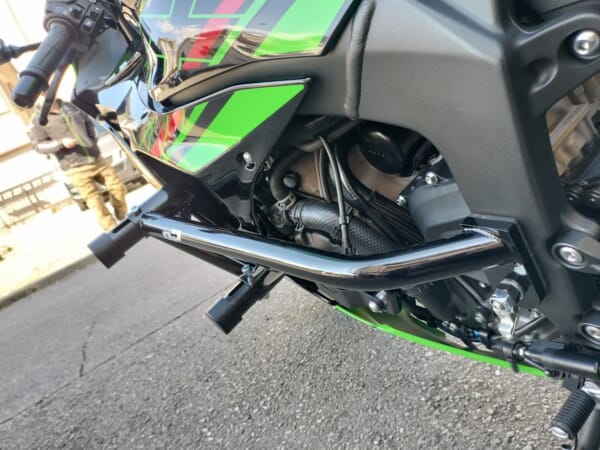 ZX-6R (24-) - 考え抜いた本気モデルスタントケージ｜AxxL