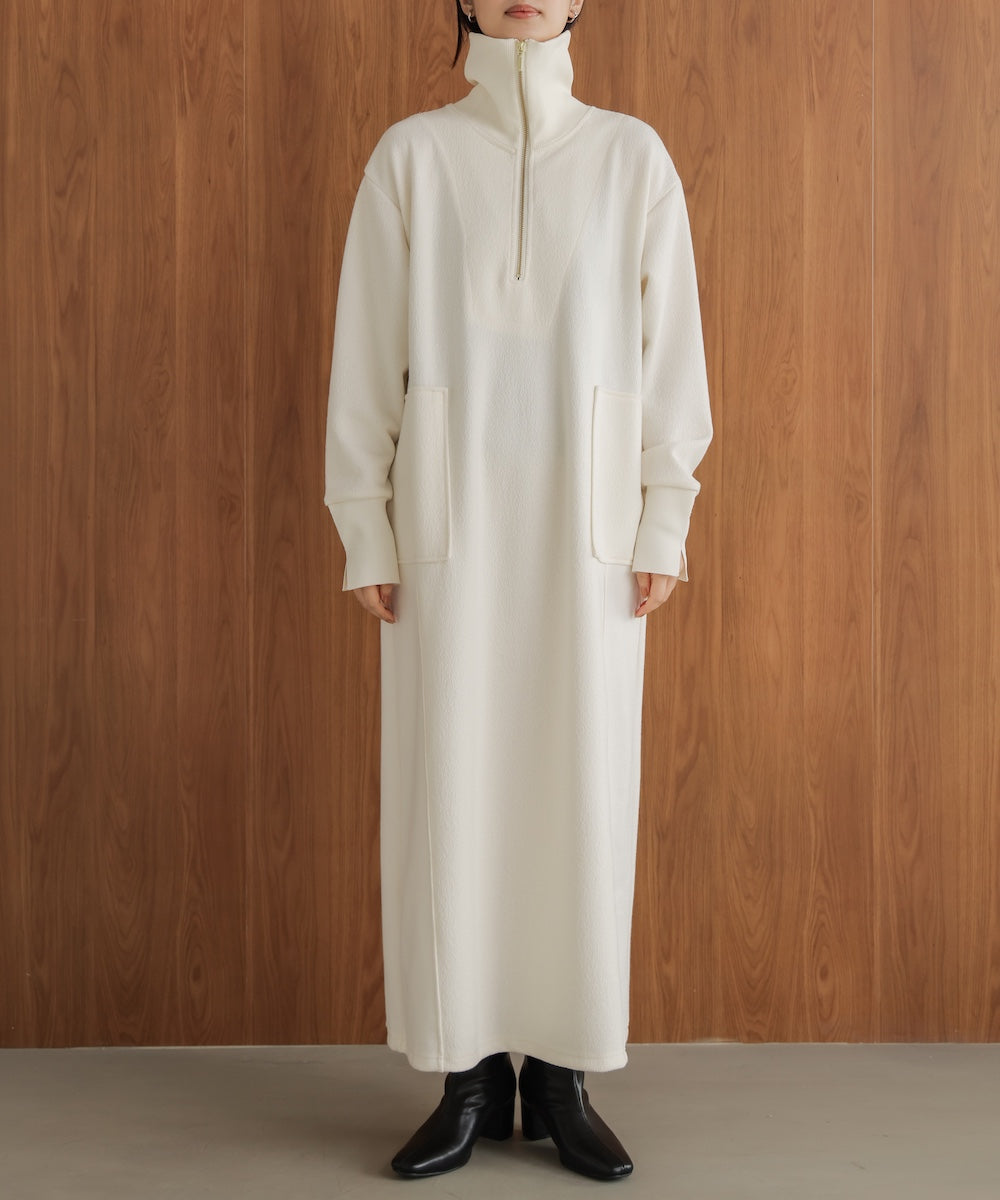 ウールライクメルトンハーフジップワンピース