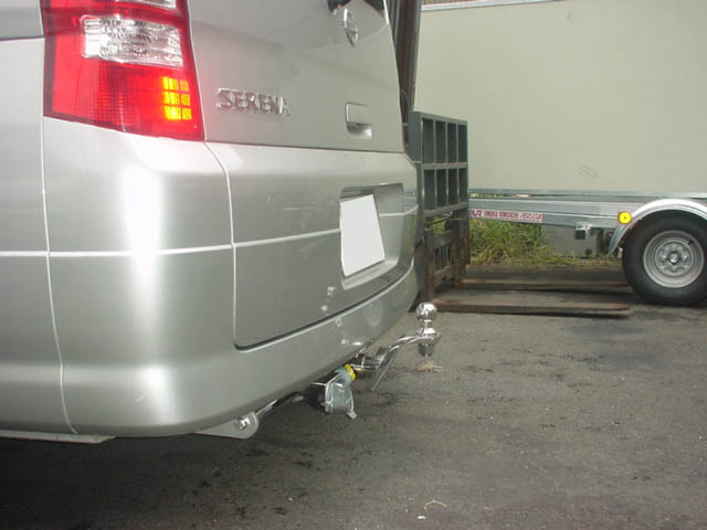 日産 C24セレナ ヒッチメンバー