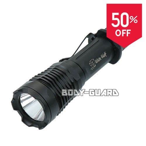 今だけ半額】WHITE WOLFタクティカルライトX6-SP 600ルーメン【防犯