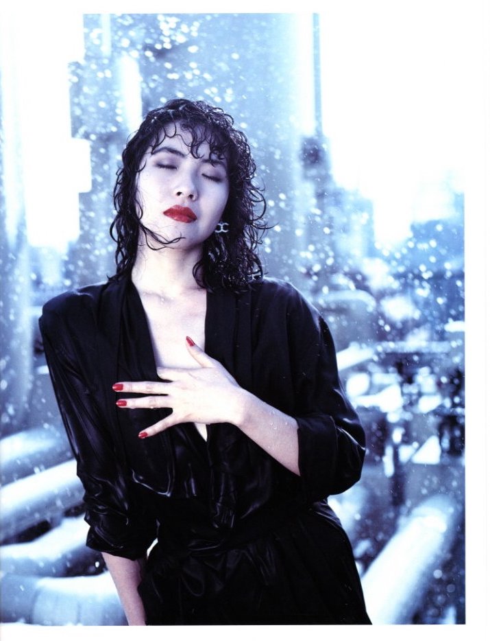 天使祭 / 著：荒木経惟 監修：伊藤俊治 | 小宮山書店 KOMIYAMA TOKYO