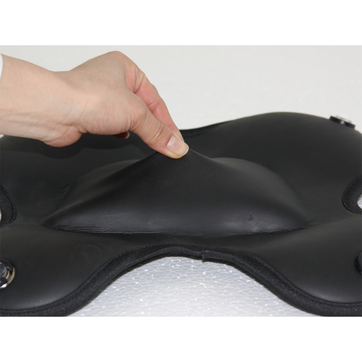 大広】ネックパッドLXの卸・通販 | ビューティガレージ