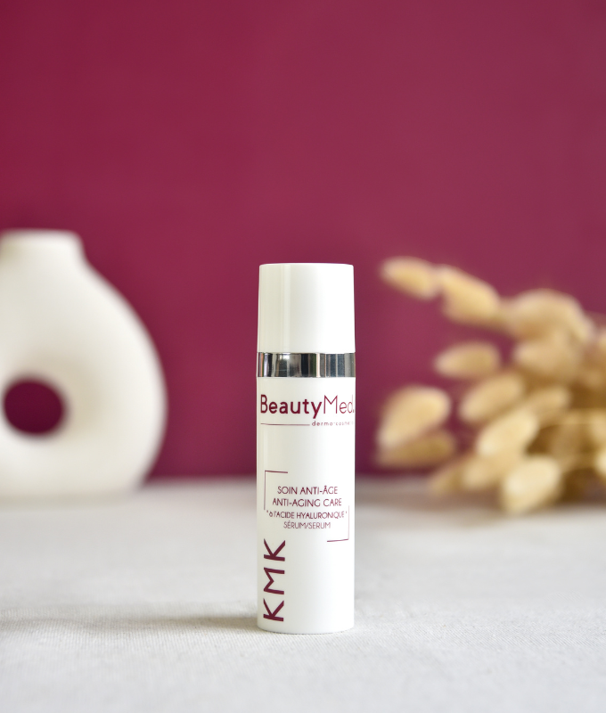 Anti aging serum, anti-wrinkles with hyaluronic acid | BeautyMed