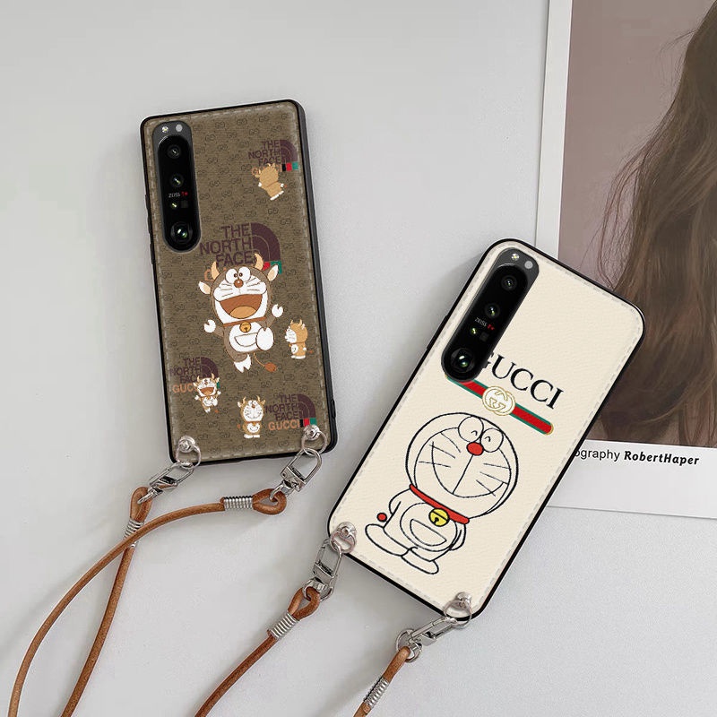 gucci コラボ doraemon ソニー5iii/5iiカバー 高級革 グッチXPERIA