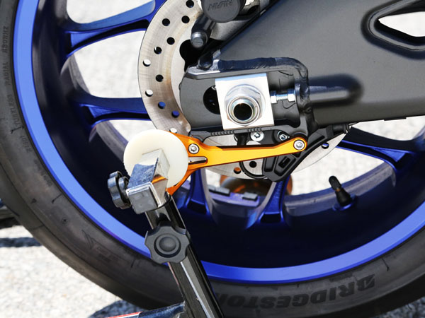 YZF-R1 ('15-) Stand Hooks V Type