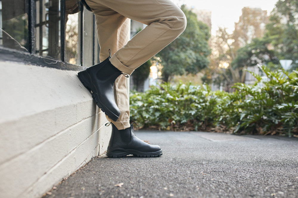 Black Premium Leather Chelsea Boots, Men's Lug 2240 - Blundstone