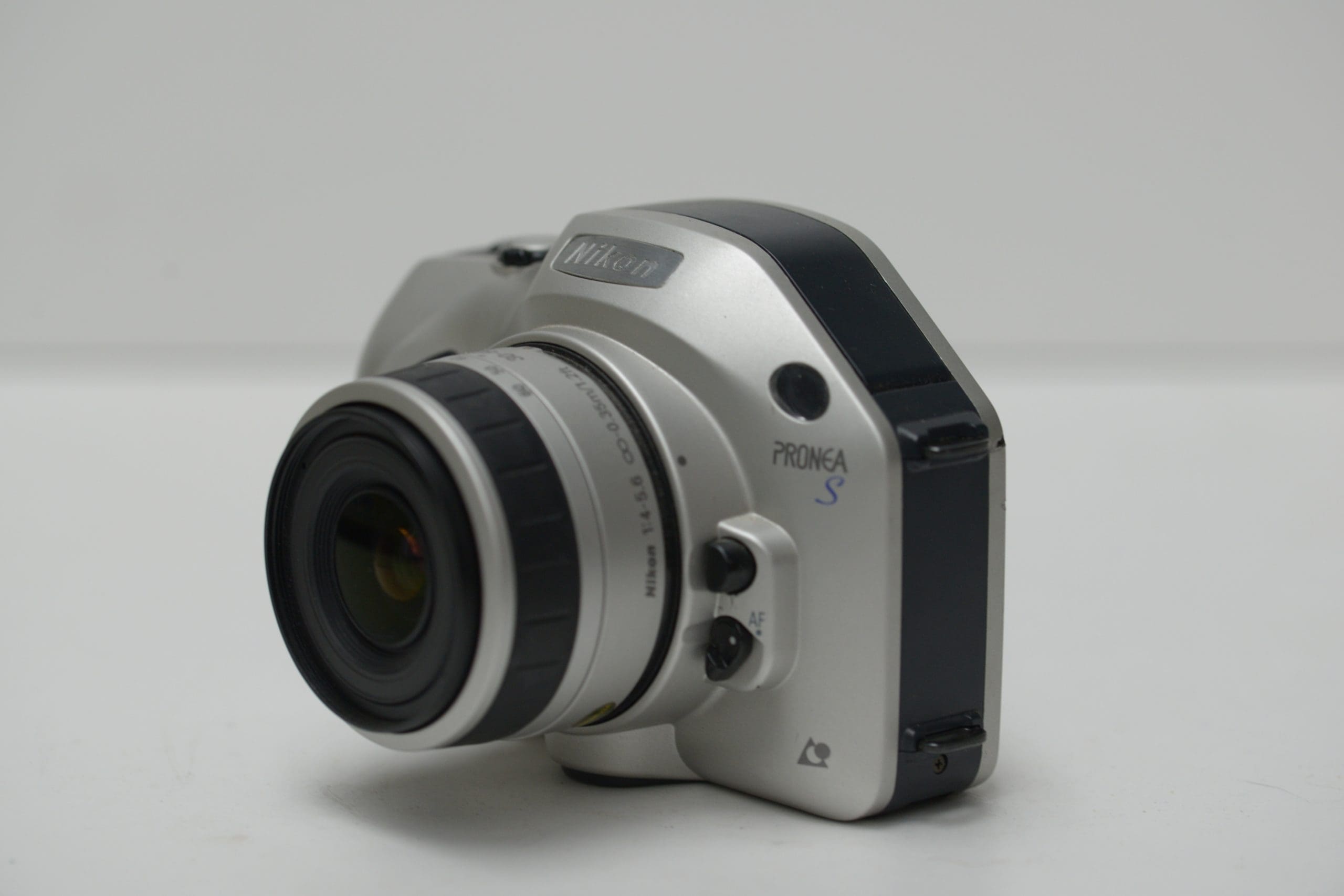 Nikon Pronea S APS (Camera Body) w/ 30-60 f/1.2 IX-Nikkor Lens