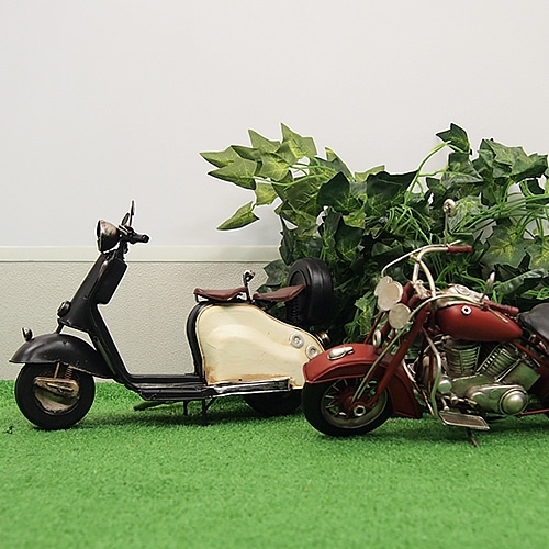 ブリキのバイク ベスパ(Vespa)スクーター／ブラック(Mサイズ) , ブリキ