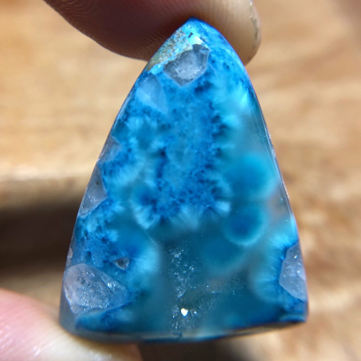 シャッタカイトインクォーツ コンゴ産｜天然石アクセサリー通販の